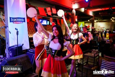 OKTOBERFED ที่ Begin Bar — photo 55