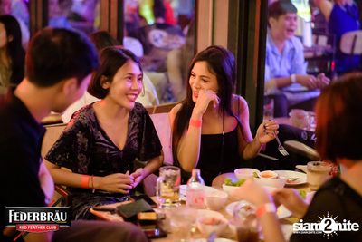 OKTOBERFED ที่ Begin Bar — photo 71