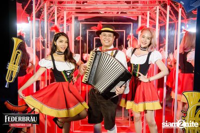 OKTOBERFED ที่ Begin Bar — photo 83