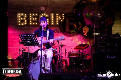 OKTOBERFED ที่ Begin Bar — photo 93