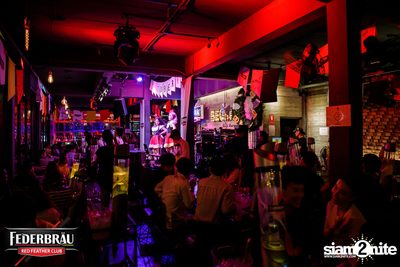 OKTOBERFED ที่ Begin Bar — photo 95
