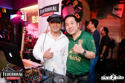 OKTOBERFED ที่ Begin Bar — photo 102