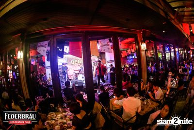 OKTOBERFED ที่ Begin Bar — photo 118