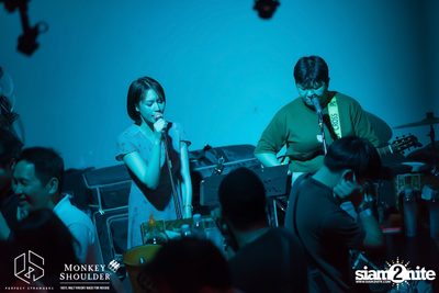 Ink Waruntorn ที่ร้าน Perfect Strangers  — photo 7