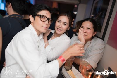 Ink Waruntorn ที่ร้าน Perfect Strangers  — photo 12
