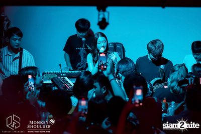 Ink Waruntorn ที่ร้าน Perfect Strangers  — photo 48