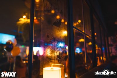 Halloween Night ที่ Sway — photo 7