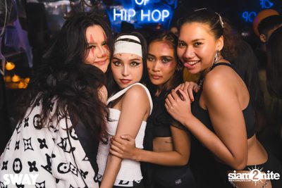 Halloween Night ที่ Sway — photo 26