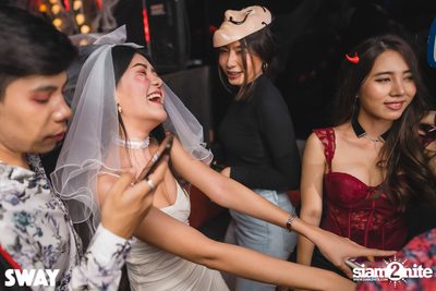 Halloween Night ที่ Sway — photo 30