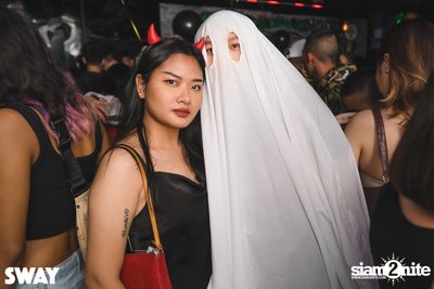 Halloween Night ที่ Sway — photo 33