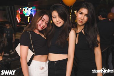 Halloween Night ที่ Sway — photo 37