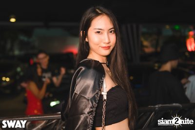 Halloween Night ที่ Sway — photo 39