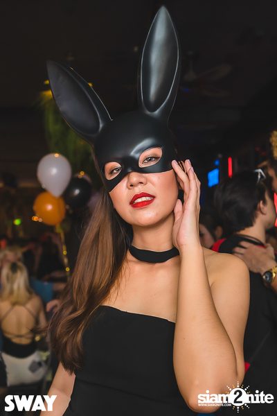 Halloween Night ที่ Sway — photo 45