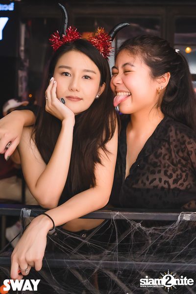 Halloween Night ที่ Sway — photo 47