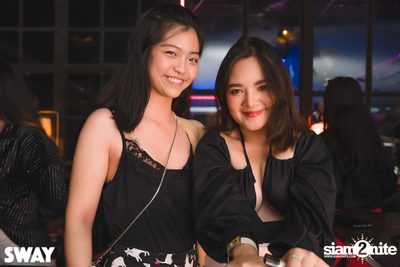 Halloween Night ที่ Sway — photo 49