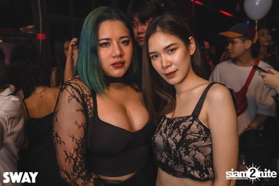 Halloween Night ที่ Sway — photo 62