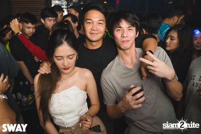 Halloween Night ที่ Sway — photo 72