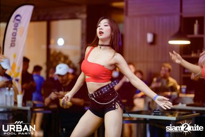 Urban Pool Party at Compass SkyView Hotel — photo 28