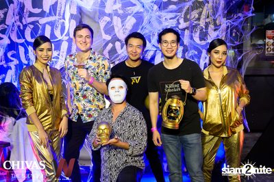Ink Waruntorn and Polycat at Wine Bridge — photo 1
