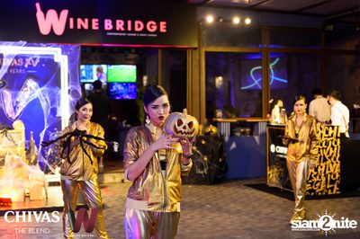 Ink Waruntorn and Polycat at Wine Bridge — photo 14