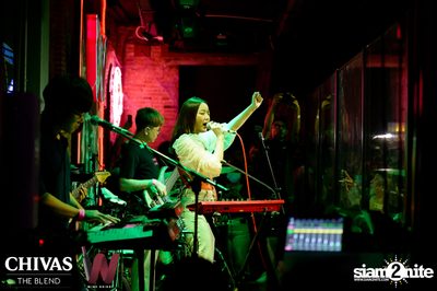 Ink Waruntorn and Polycat at Wine Bridge — photo 57