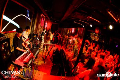 Ink Waruntorn and Polycat at Wine Bridge — photo 65