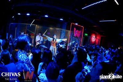 Ink Waruntorn and Polycat at Wine Bridge — photo 85
