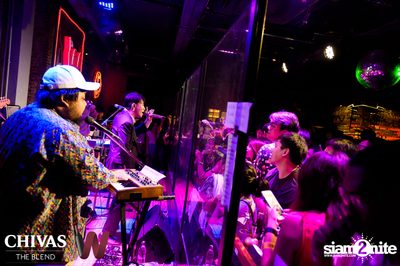 Ink Waruntorn and Polycat at Wine Bridge — photo 101
