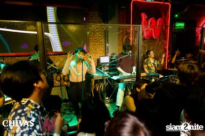 Ink Waruntorn and Polycat at Wine Bridge — photo 141