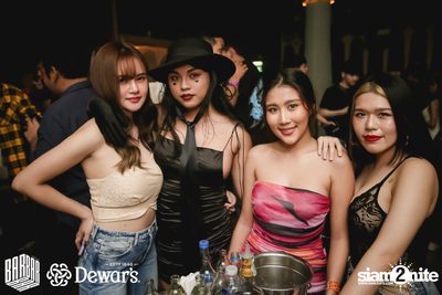 Halloween Weekend at BarBarBar — photo 11
