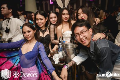 Halloween Weekend at BarBarBar — photo 27