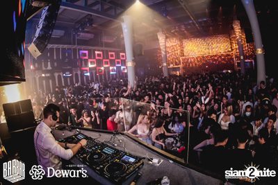 Halloween Weekend at BarBarBar — photo 103
