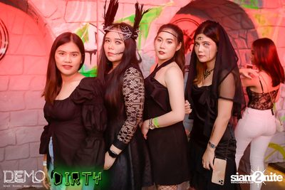 Mad Halloween at Demo — photo 1