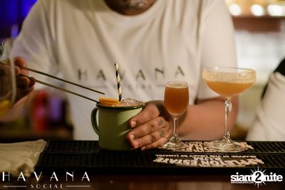 Dia De Los Muertos Party ที่ Havana Social — photo 22