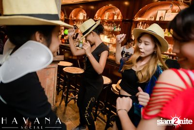 Dia De Los Muertos Party ที่ Havana Social — photo 102