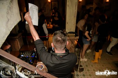 Dia De Los Muertos Party ที่ Havana Social — photo 128