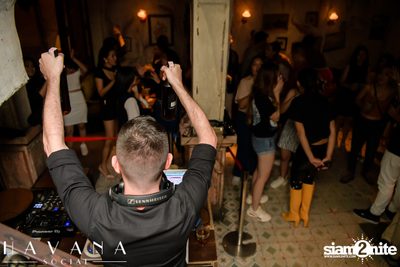Dia De Los Muertos Party ที่ Havana Social — photo 129