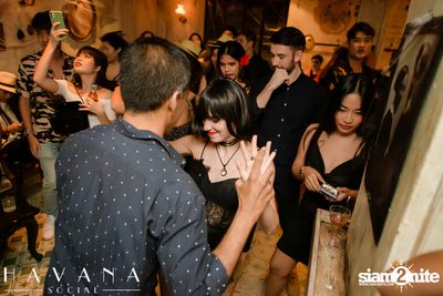Dia De Los Muertos Party ที่ Havana Social — photo 145