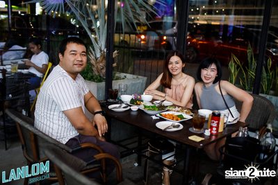 Pang Nakarin at Lanlom Sriracha — photo 38