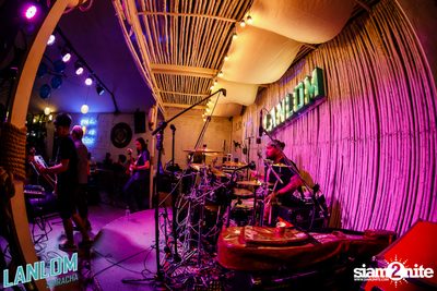 Pang Nakarin at Lanlom Sriracha — photo 58