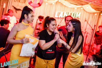 Pang Nakarin at Lanlom Sriracha — photo 98