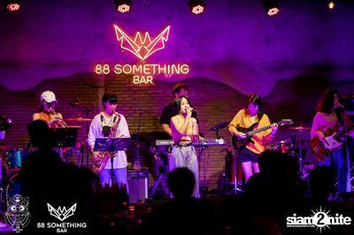 The Parkinson and Zom Marie at 88 Something Bar — photo 7