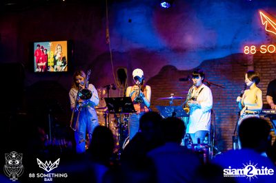 The Parkinson and Zom Marie at 88 Something Bar — photo 14