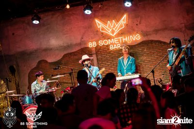 The Parkinson and Zom Marie at 88 Something Bar — photo 75