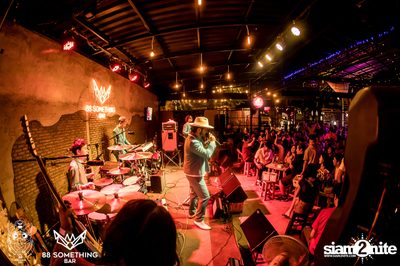 The Parkinson and Zom Marie at 88 Something Bar — photo 87
