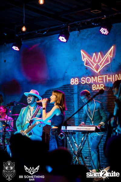 The Parkinson and Zom Marie at 88 Something Bar — photo 115