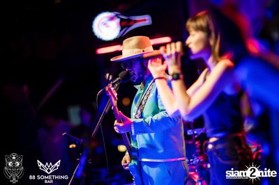 The Parkinson and Zom Marie at 88 Something Bar — photo 122