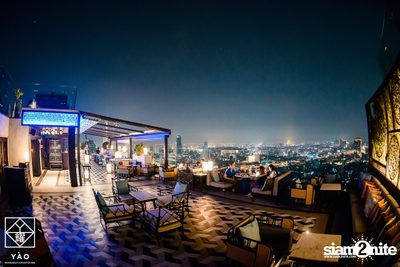 Friday Night ที่ Yao Restaurant & Rooftop Bar — photo 5