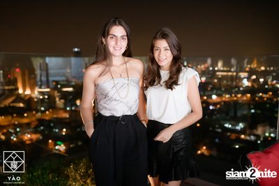 Friday Night ที่ Yao Restaurant & Rooftop Bar — photo 19