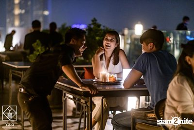 Friday Night ที่ Yao Restaurant & Rooftop Bar — photo 28